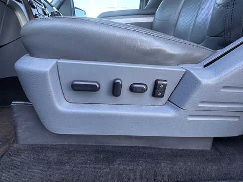 Used 2013 Ford F150 Lariat w/ Luxury Equipment Group image 22