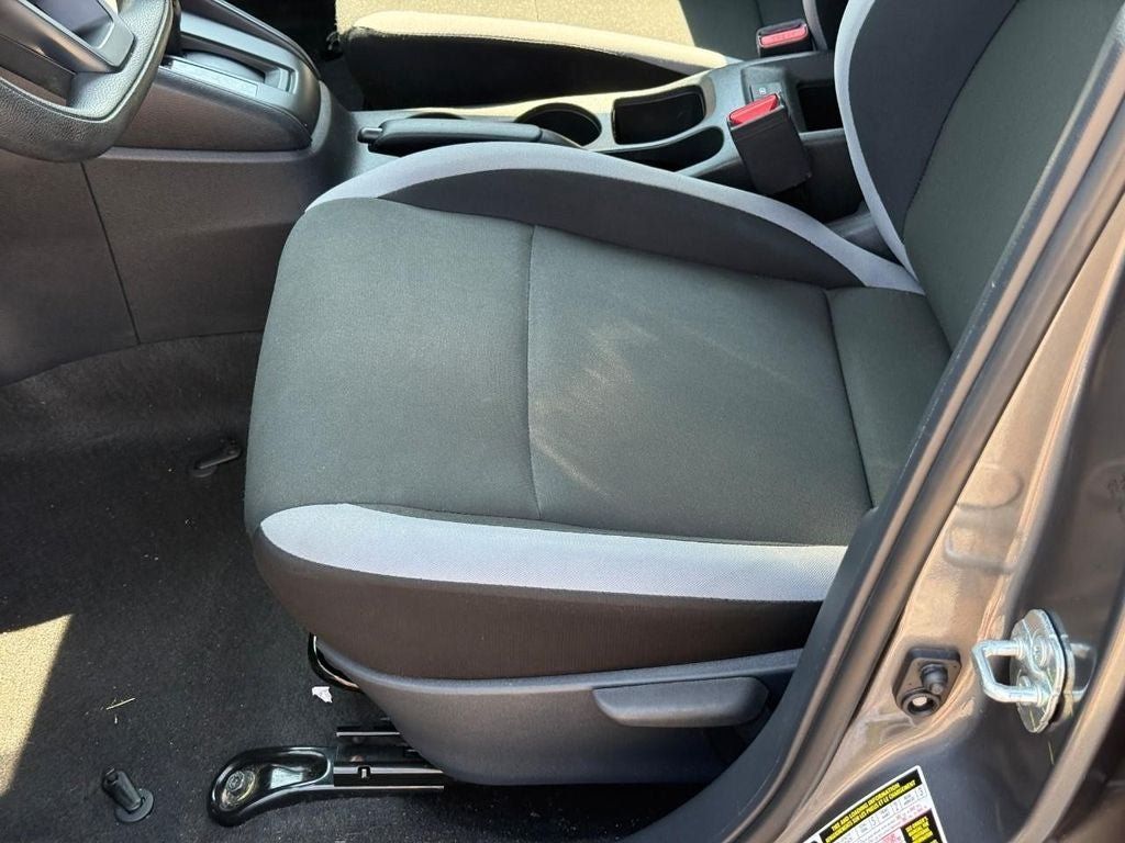 Used 2025 Nissan Versa S w/ Trunk Package FWD image 16