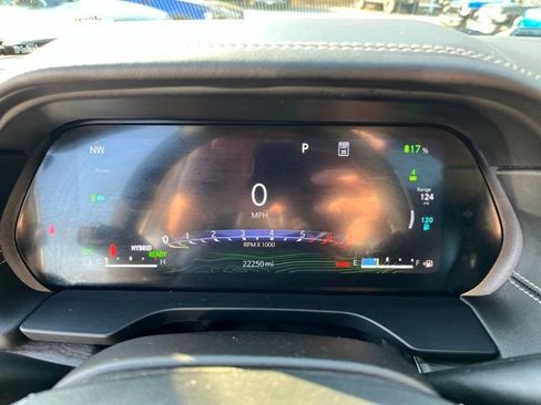 Used 2023 Jeep Grand Cherokee Overland w/ Luxury Tech Group IV image 34