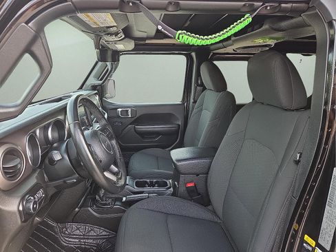 Used 2020 Jeep Wrangler Unlimited Sport S w/ Sun And Sound Package AWD/4WD image 13
