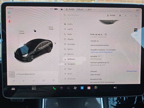 Used 2018 Tesla Model 3 Long Range image 3