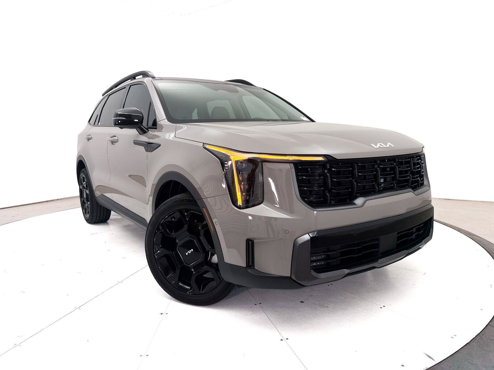 Used 2024 Kia Sorento SX AWD/4WD image 1
