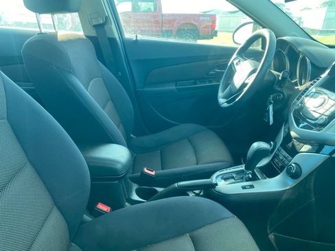 Used 2015 Chevrolet Cruze LT FWD image 5