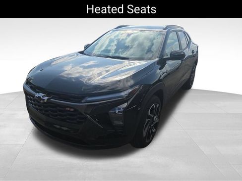 Used 2024 Chevrolet Trax RS w/ Driver Confidence Package FWD image 9