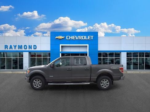 Used 2014 Ford F150 XLT w/ Equipment Group 302A Luxury AWD/4WD image 6