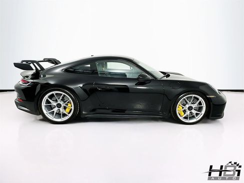 Used 2022 Porsche 911 GT3 RWD image 5