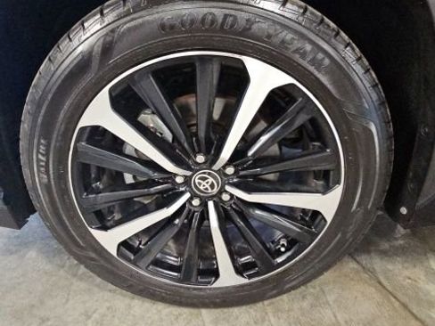 Used 2022 Toyota Highlander XSE image 46