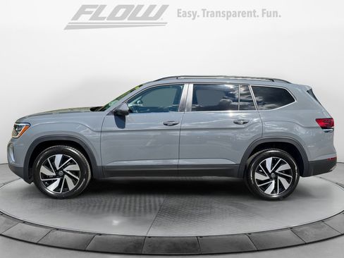 New 2026 Volkswagen Atlas SE image 4