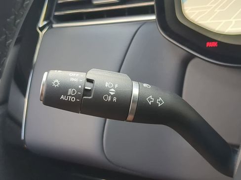 Used 2025 Land Rover Range Rover Sport SE image 28