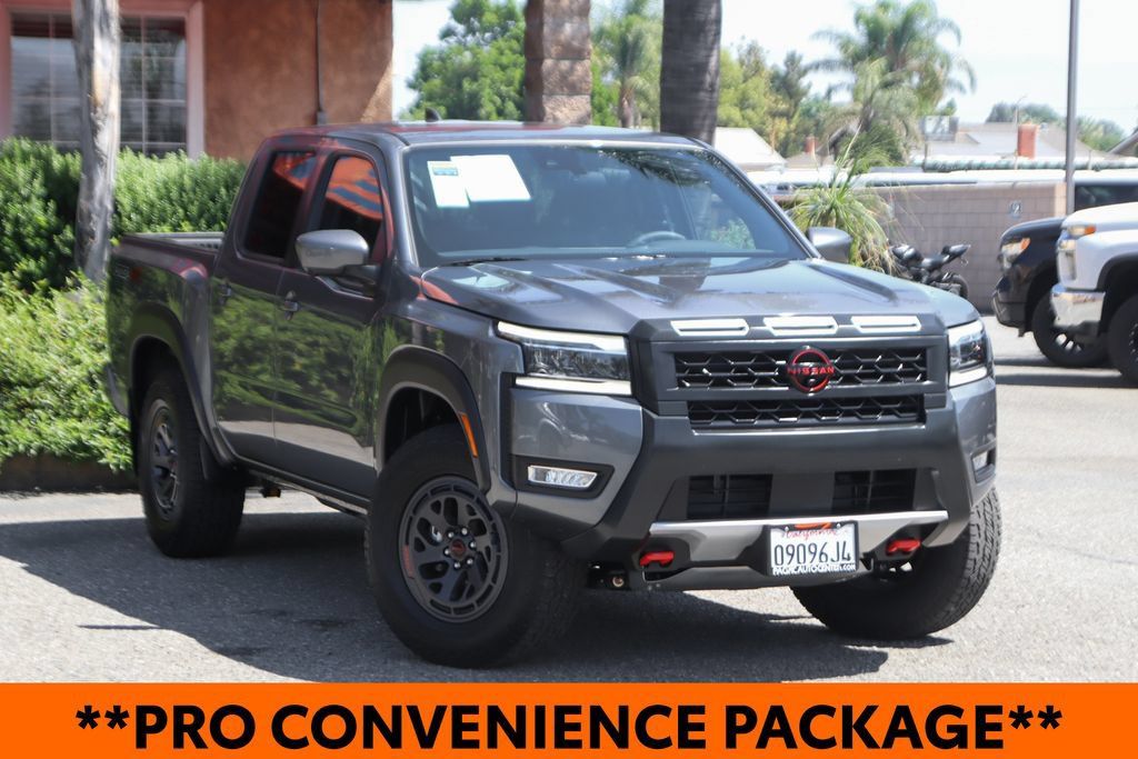Used 2025 Nissan Frontier PRO-4X w/ Pro Convenience Package AWD/4WD image 2