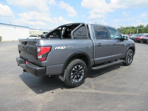 Used 2021 Nissan Titan PRO-4X w/ Pro-4x Convenience Package AWD/4WD image 6