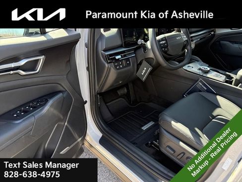 New 2026 Kia Sportage EX image 17