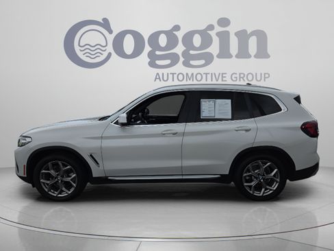 Used 2022 BMW X3 xDrive30i w/ Convenience Package AWD/4WD image 2