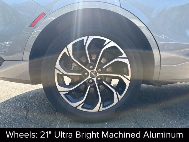 Certified 2024 Lincoln Nautilus Reserve AWD/4WD image 41