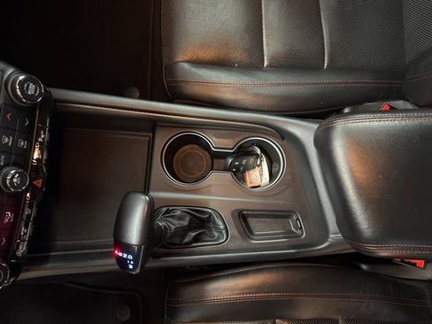 Used 2024 Dodge Durango GT image 30