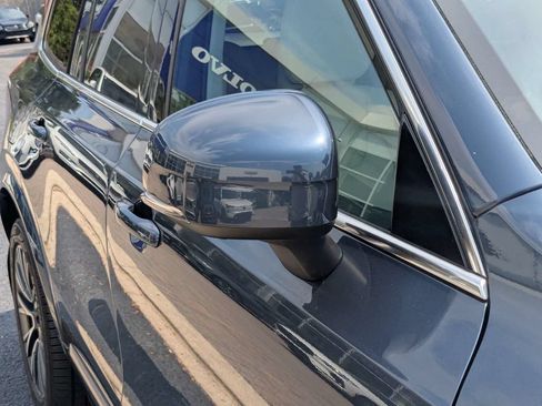 Used 2022 Volvo XC90 T5 Momentum w/ Advanced Package AWD/4WD image 11