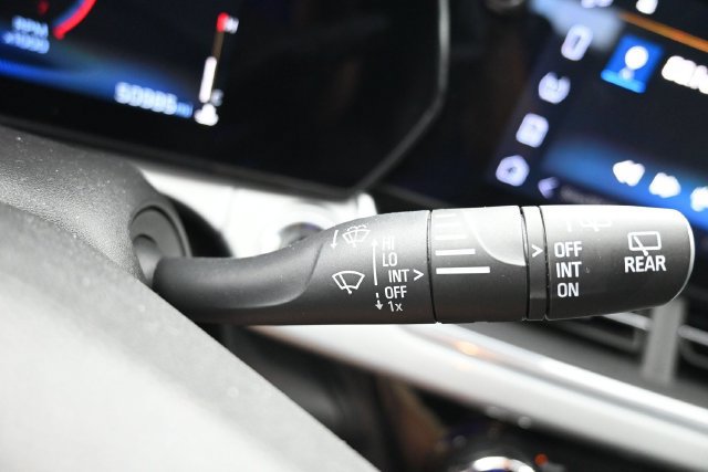 Used 2024 Chevrolet Trax LT FWD image 26