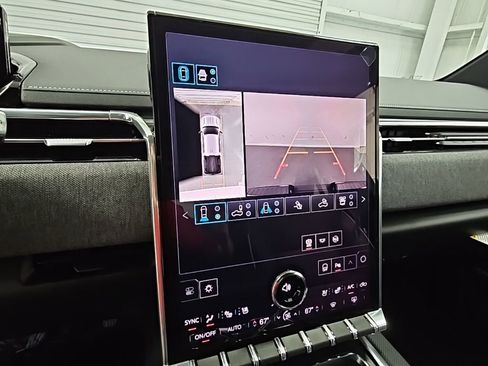 New 2026 GMC Sierra EV Elevation image 18