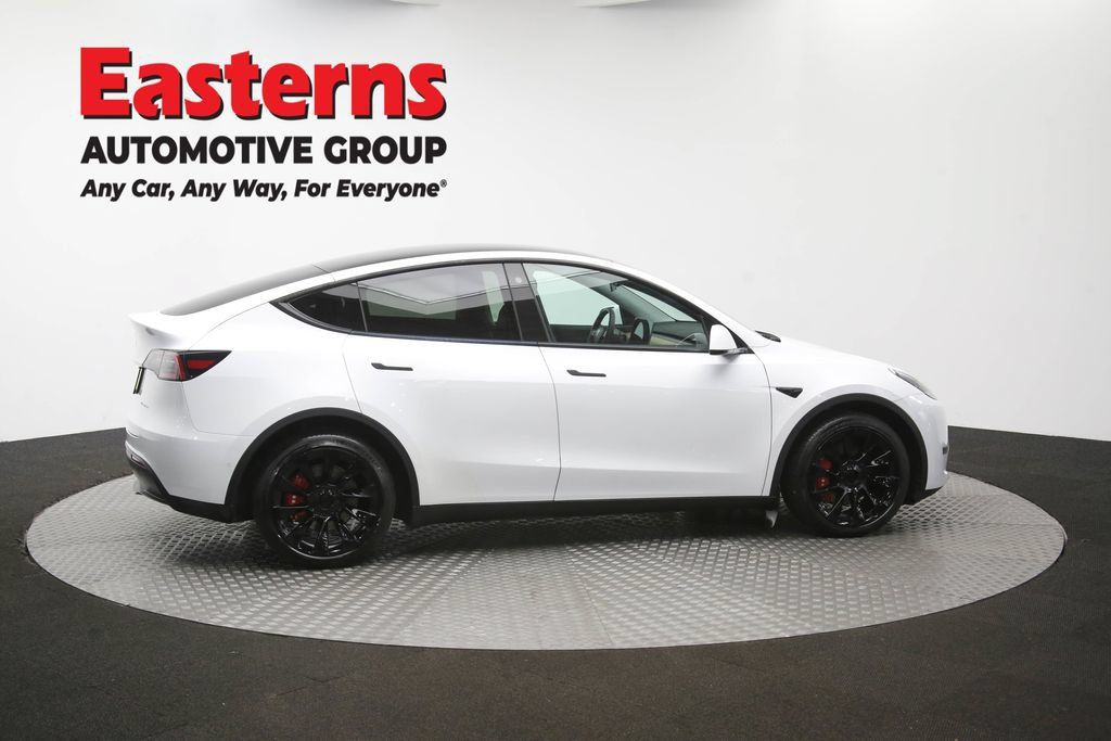 Used 2022 Tesla Model Y Long Range AWD/4WD image 40