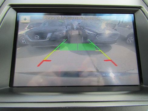 Used 2018 Ford Taurus SHO w/ Driver Assist Package AWD/4WD image 12