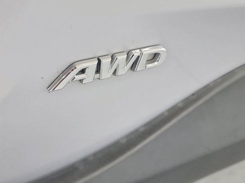 Used 2021 Toyota RAV4 XLE Premium image 8