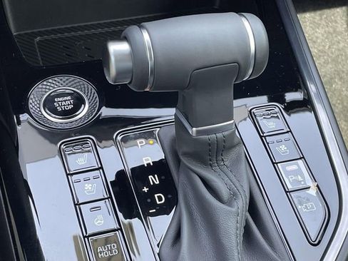 New 2026 Kia Niro SX Touring image 39