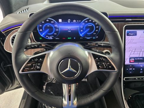 Certified 2023 Mercedes-Benz EQE 500 4MATIC SUV image 17