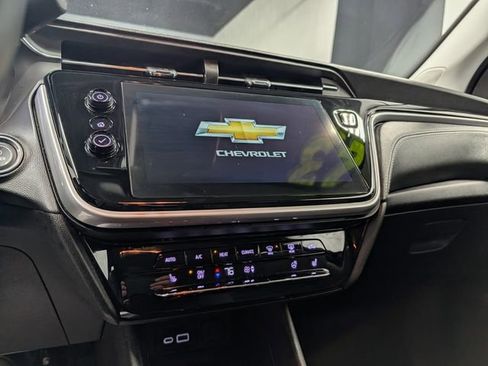 Used 2023 Chevrolet Bolt EUV LT w/ Comfort Package image 24