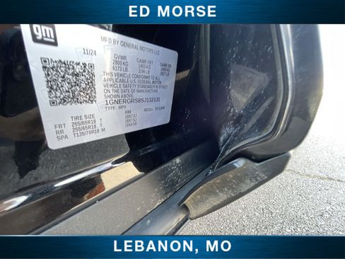 Used 2025 Chevrolet Traverse LT image 33