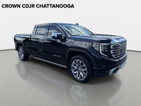 Used 2025 GMC Sierra 1500 Denali w/ Denali Reserve Package AWD/4WD image 2