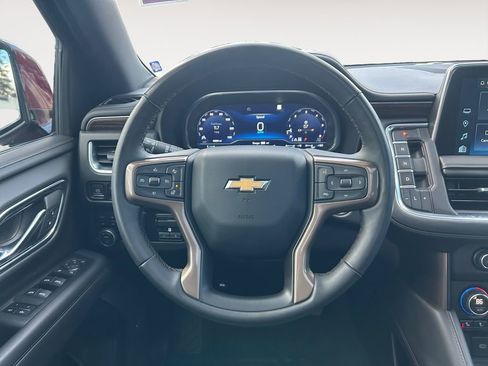 Used 2023 Chevrolet Suburban High Country image 14