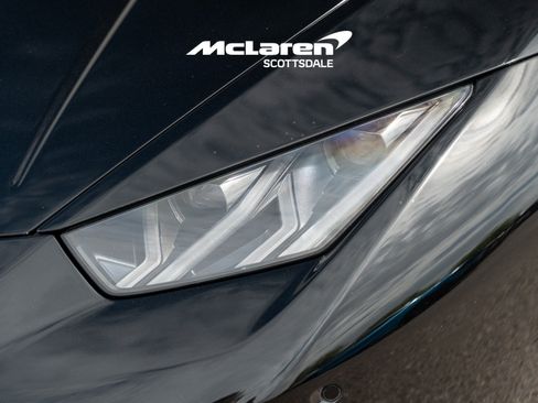 Used 2019 Lamborghini Huracan Performante AWD/4WD image 22