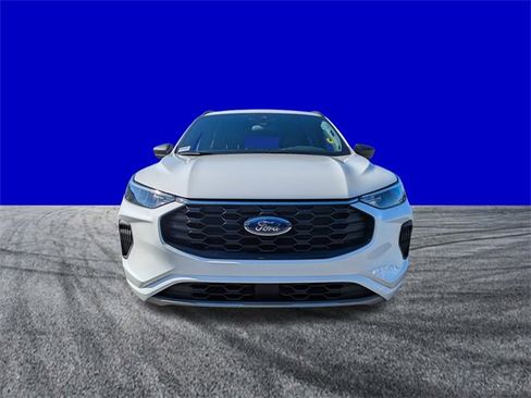 Certified 2024 Ford Escape ST-Line w/ Tech Pack #1 image 9