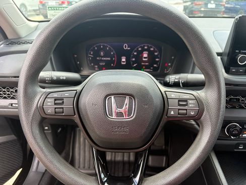 Certified 2025 Honda Accord LX image 14