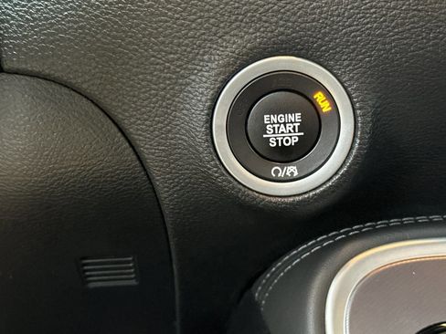 Used 2019 Dodge Challenger R/T Scat Pack image 22