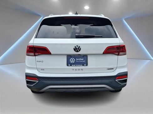Certified 2022 Volkswagen Taos SE AWD/4WD image 6