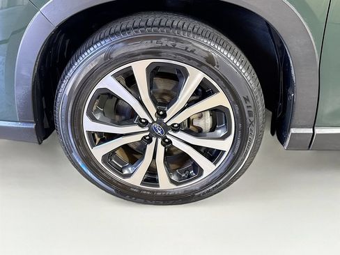 Used 2024 Subaru Forester Limited AWD/4WD image 41