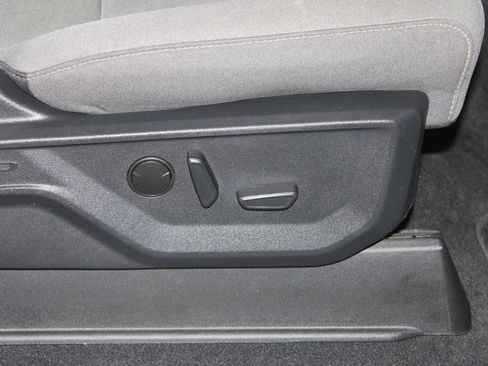 Used 2023 Ford F150 XLT w/ Equipment Group 302A High image 30