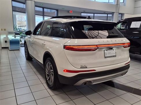 Used 2024 Lincoln Corsair Premiere w/ Equipment Group 101A image 22