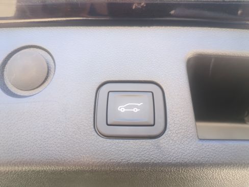 Used 2025 Chevrolet Equinox RS w/ Safety and Technology Package FWD image 33