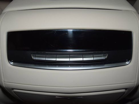 Used 2024 Cadillac Escalade ESV Sport Platinum w/ LPO, ONYX Package AWD/4WD image 47