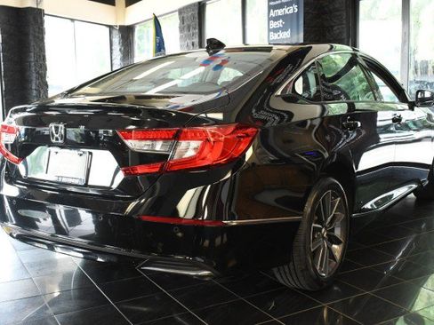 Used 2021 Honda Accord EX-L image 11