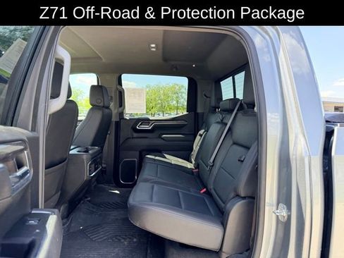 Certified 2025 Chevrolet Silverado 1500 LTZ AWD/4WD image 9