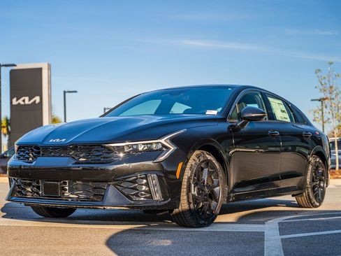 New 2026 Kia K5 GT-Line image 3