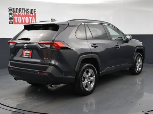 Used 2025 Toyota RAV4 XLE AWD/4WD image 4