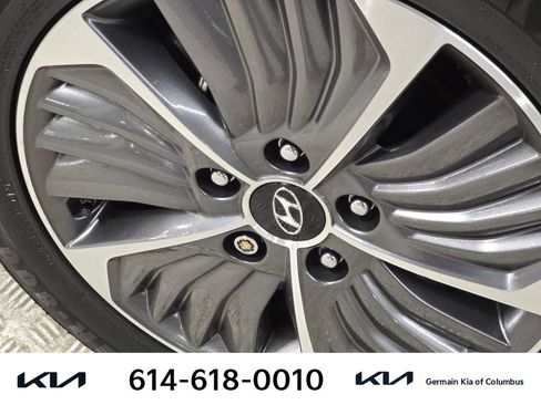 Used 2021 Hyundai Ioniq SEL image 12