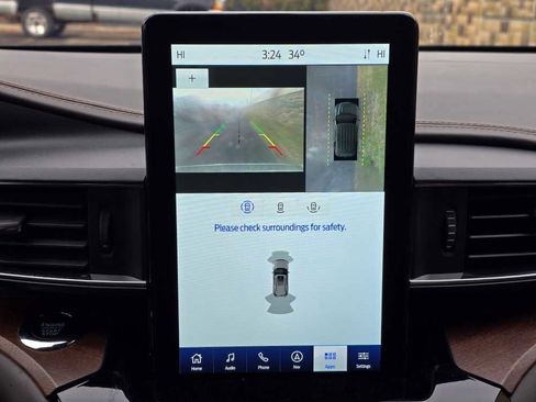 Used 2022 Ford Explorer King Ranch image 28