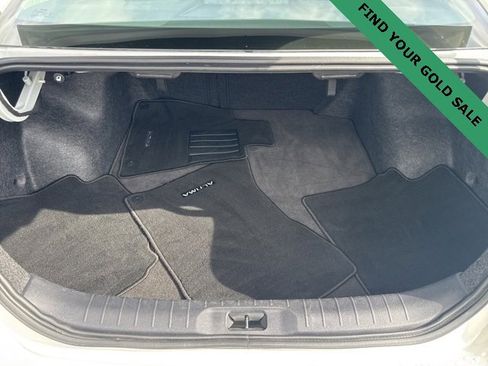 Used 2025 Nissan Altima 2.5 SV image 10