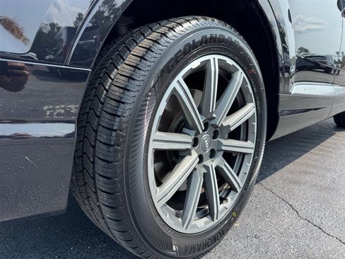 Used 2019 Audi Q7 2.0T Premium Plus w/ Premium Plus Package AWD/4WD image 10