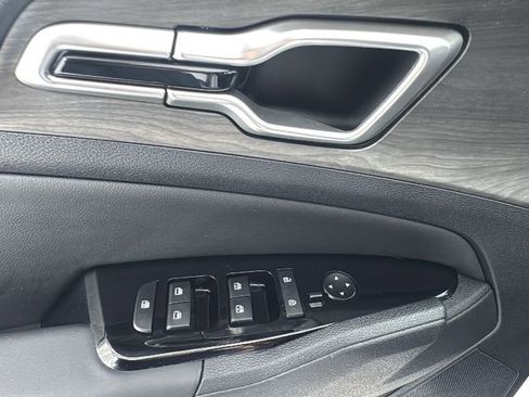 Used 2025 Kia Sportage X-Line w/ Premium Package image 20